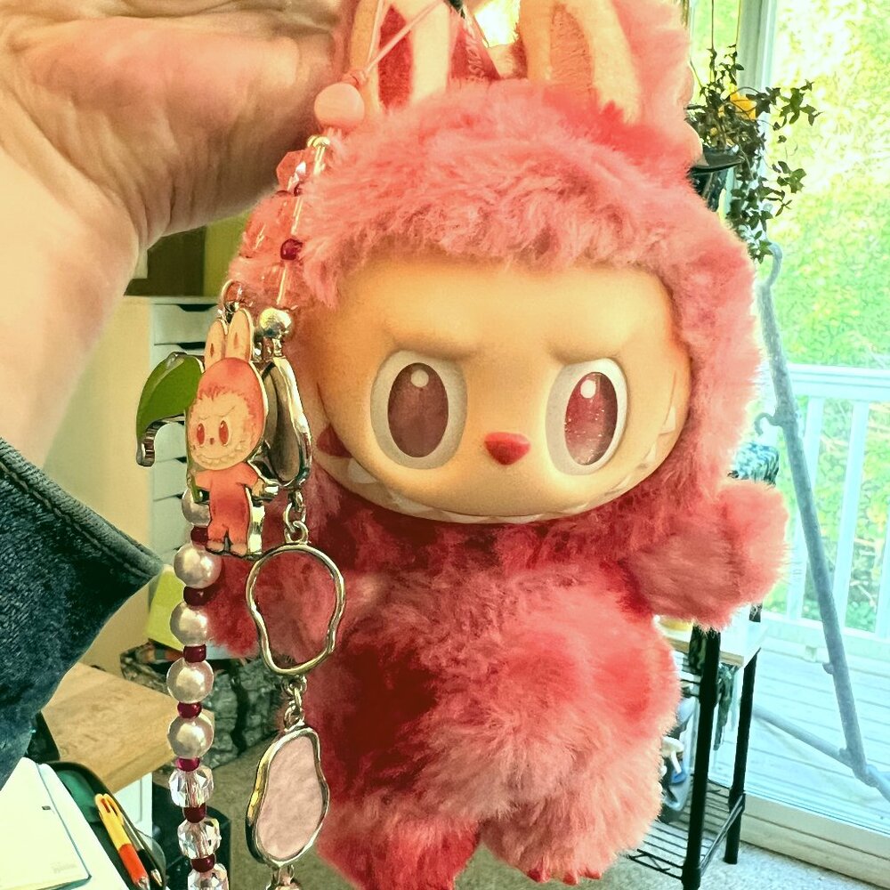 POP MART Labubu The Monsters Big Into Energy LOVE Pink Confirmed Sealed NWT - Picture 3 of 12
